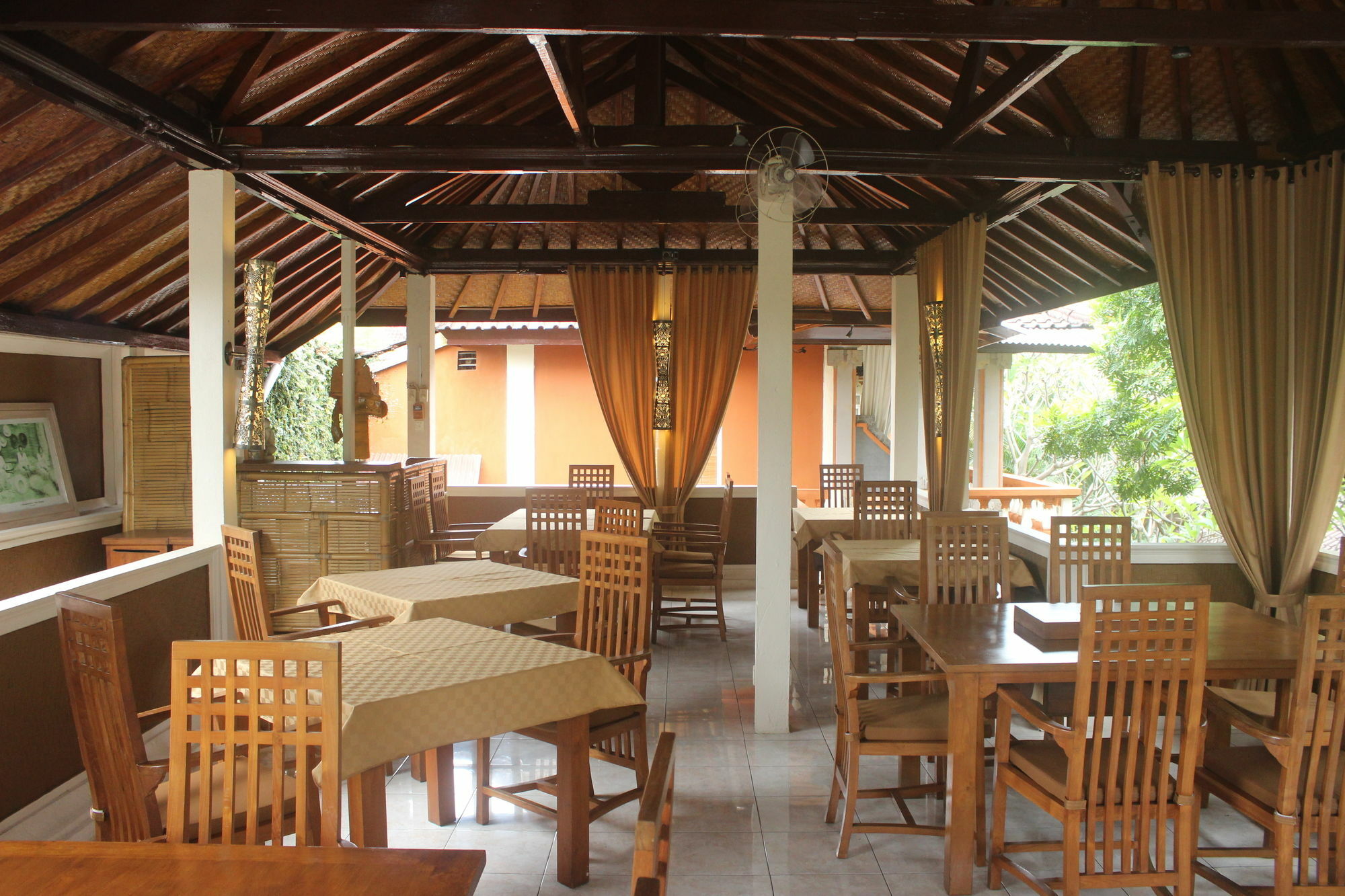 Hotel Chonos لوفينا المظهر الخارجي الصورة